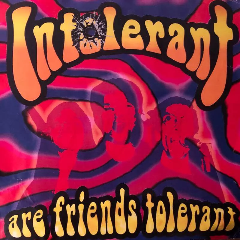 Hoes CD 'Are friends tolerant'